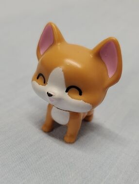 Mattel Barbie Extra Doll Pets Cute CorgFigurine Toy in Brown and White